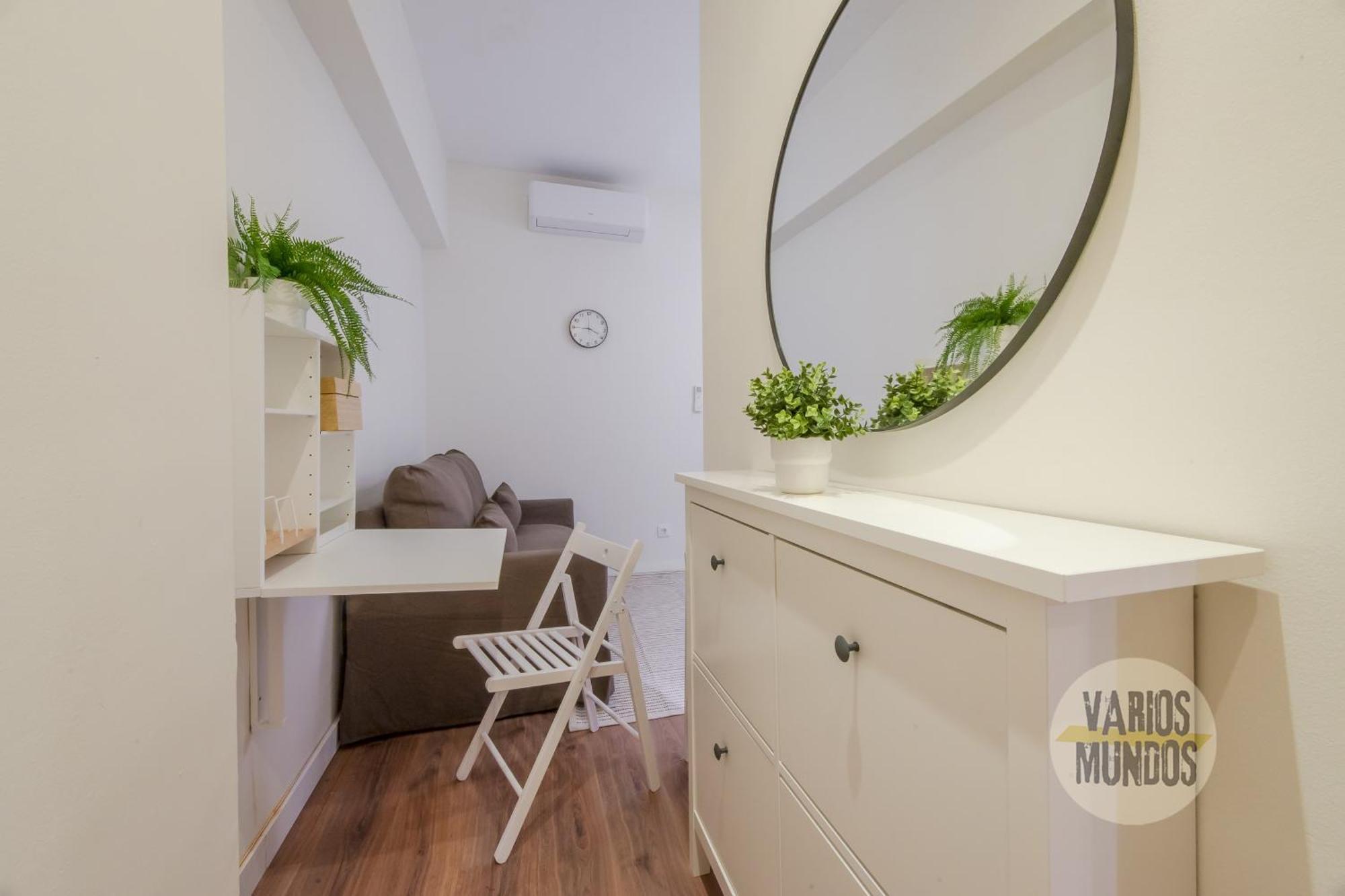 Elegante Apt Para 3 En Chueca A 1 Min De Gran Via Madrid Luaran gambar